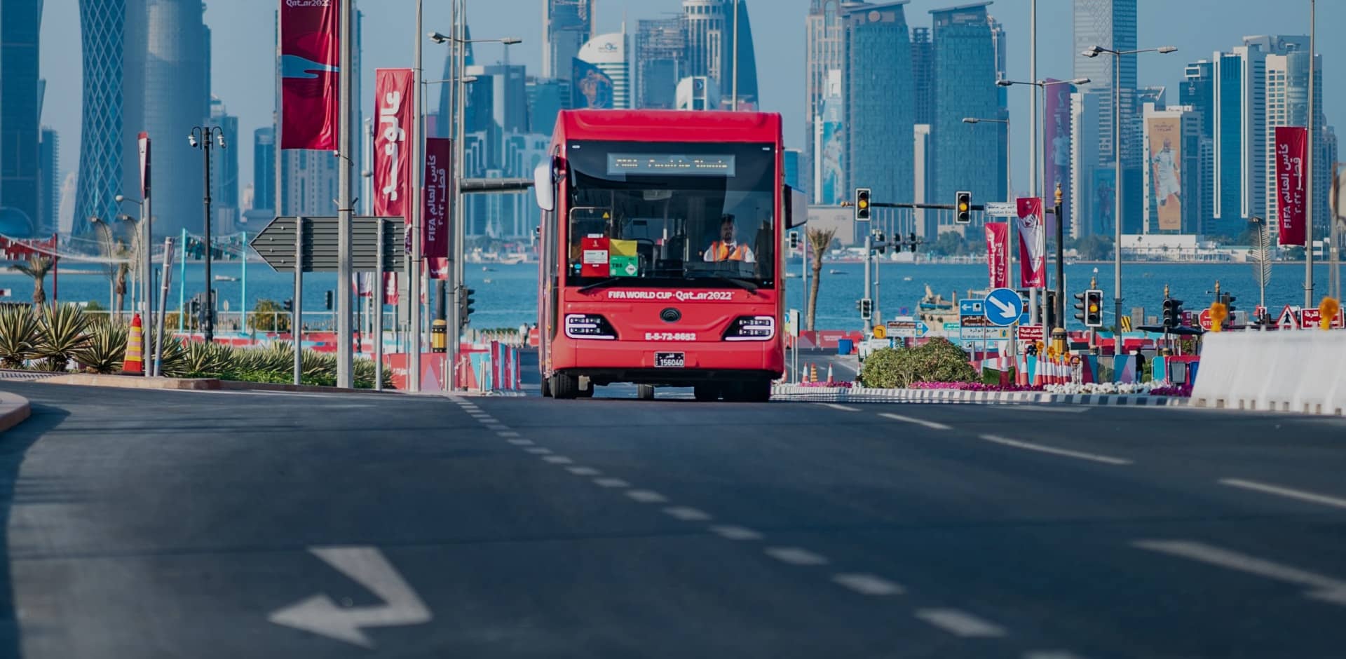 Buses- Banner Yutong